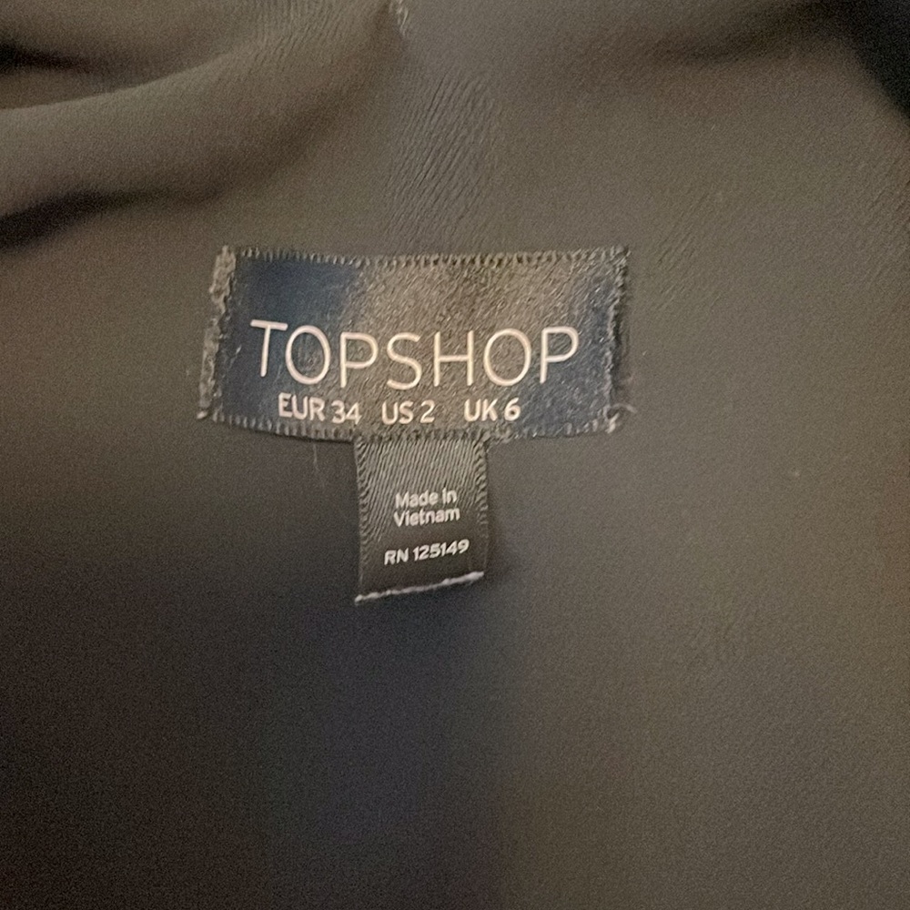✨ Reversible Top Shop Tank - Picture 7 of 7
